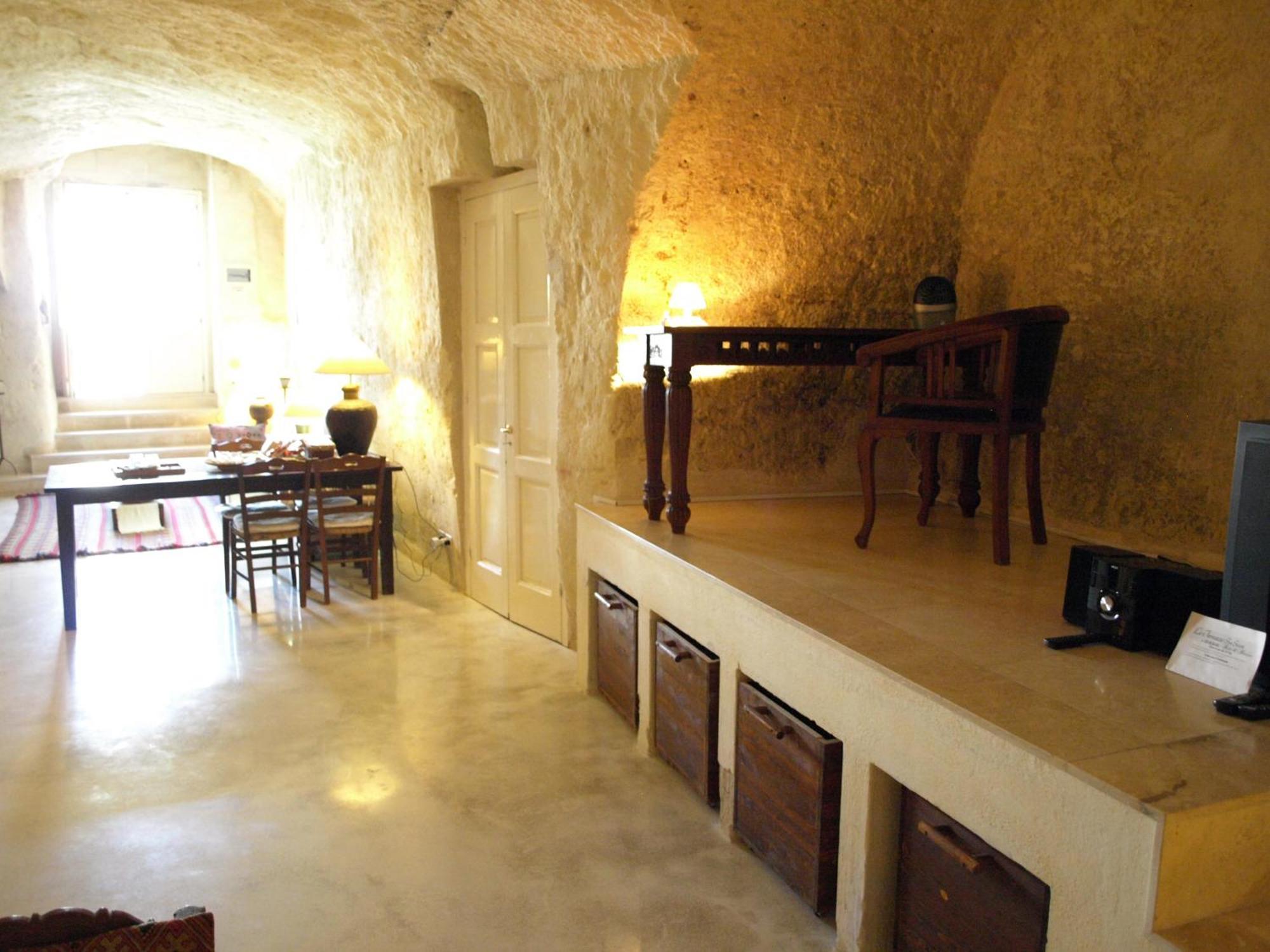 Casa Grotta Le Terrazze Apartment มาเตรา ภายนอก รูปภาพ